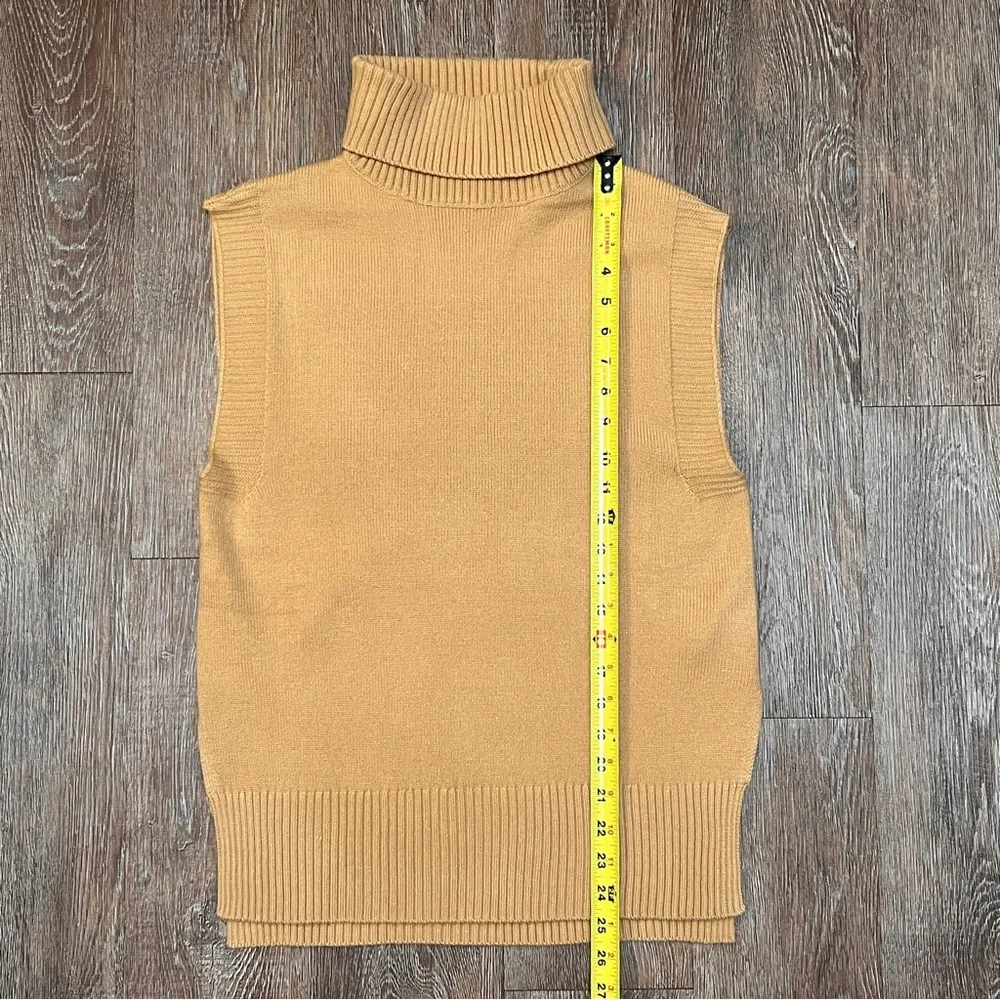 WAYF Emery Turtleneck Sweater Vest - Picture 3 of 5